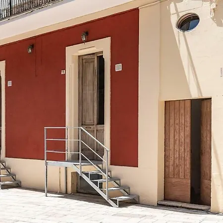 Vico Giardine * Supersano